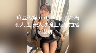 开档黑丝无毛逼露脸良家小少妇激情大秀，蝴蝶骚穴精彩展示，掰开给狼友看特写，道具抽插高潮不断表情好骚啊