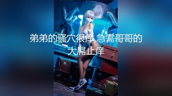 [MP4]摄影大师上层诱人作品三位美女模特办公OL制服诱惑搔首弄姿脱光