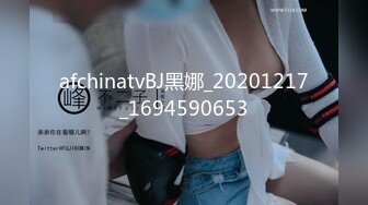 【新片速遞】 酒店女厕全景偷拍短裙高跟少妇刚刮过B毛的大肥鲍[1190M/MP4/07:57]