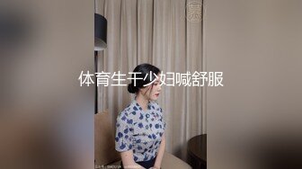 良家小少妇跑到大哥家里激情啪啪，全程露脸让大哥按着头草嘴，多体位无套抽插主动上位浪叫不止，让大哥射嘴